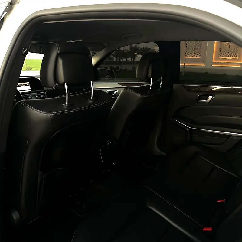 MERCEDES E-Class E 200 2014 - photo 12 - Import Émirats | International Cars