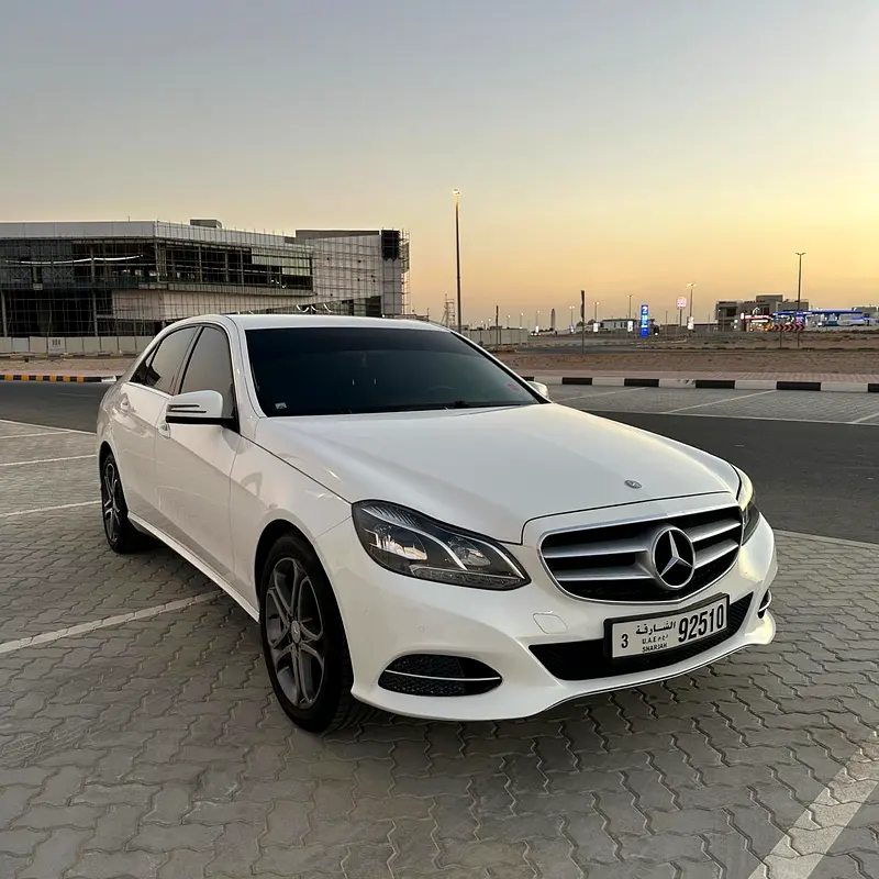 MERCEDES E-Class E 200 2014 - photo 2 - Import Émirats | International Cars