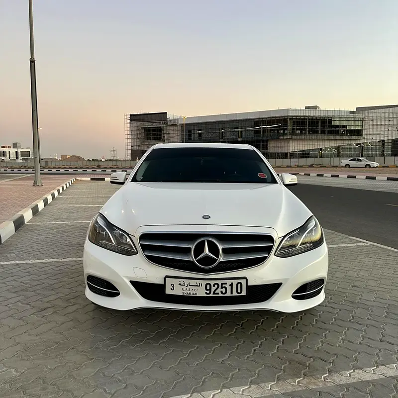 MERCEDES E-Class E 200 2014 - photo 3 - Import Émirats | International Cars