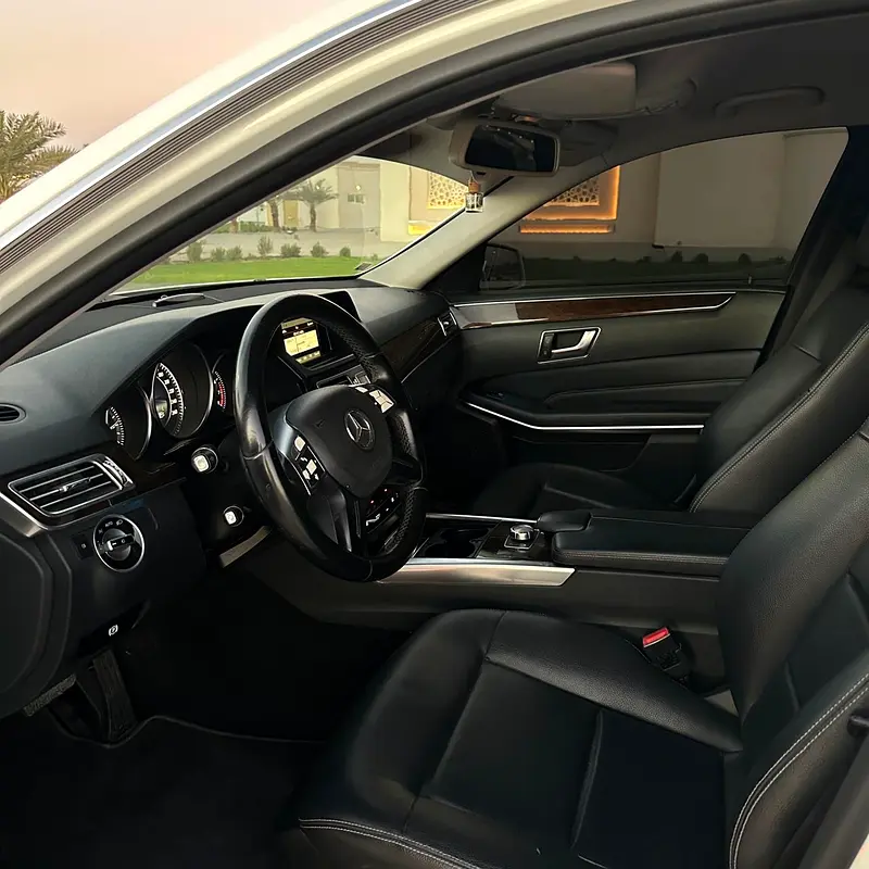 MERCEDES E-Class E 200 2014 - photo 7 - Import Émirats | International Cars