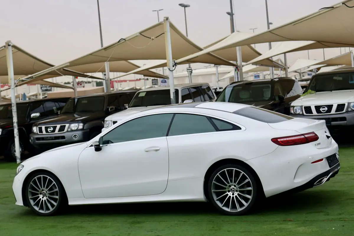 MERCEDES E-Class E 200 2021 - photo 7 - Import Émirats | International Cars