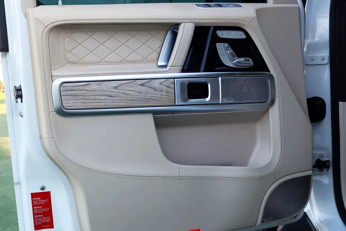 MERCEDES G-Class G 63 AMG 2022 - photo 11 - Import Émirats | International Cars