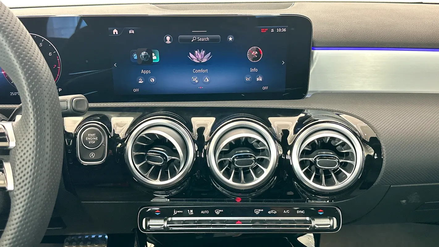 MERCEDES A-Class A 200 2025 - photo 10 - Import Émirats | International Cars