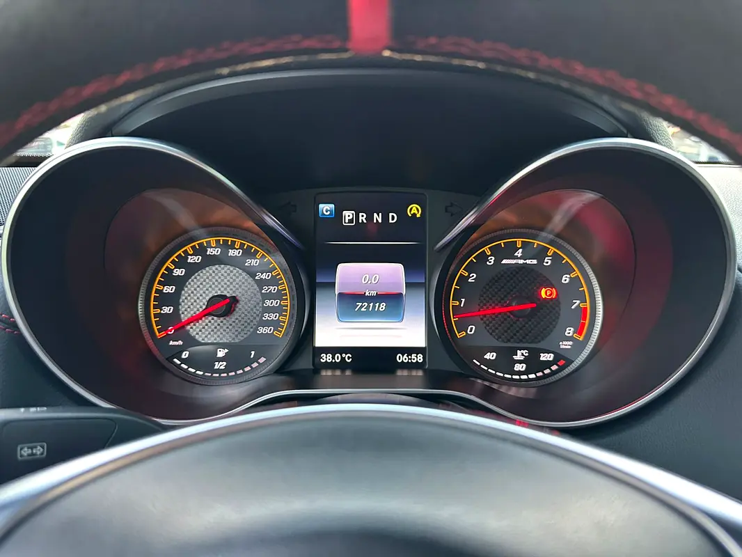 MERCEDES AMG AMG-GT S 2016 - photo 10 - Import Émirats | International Cars