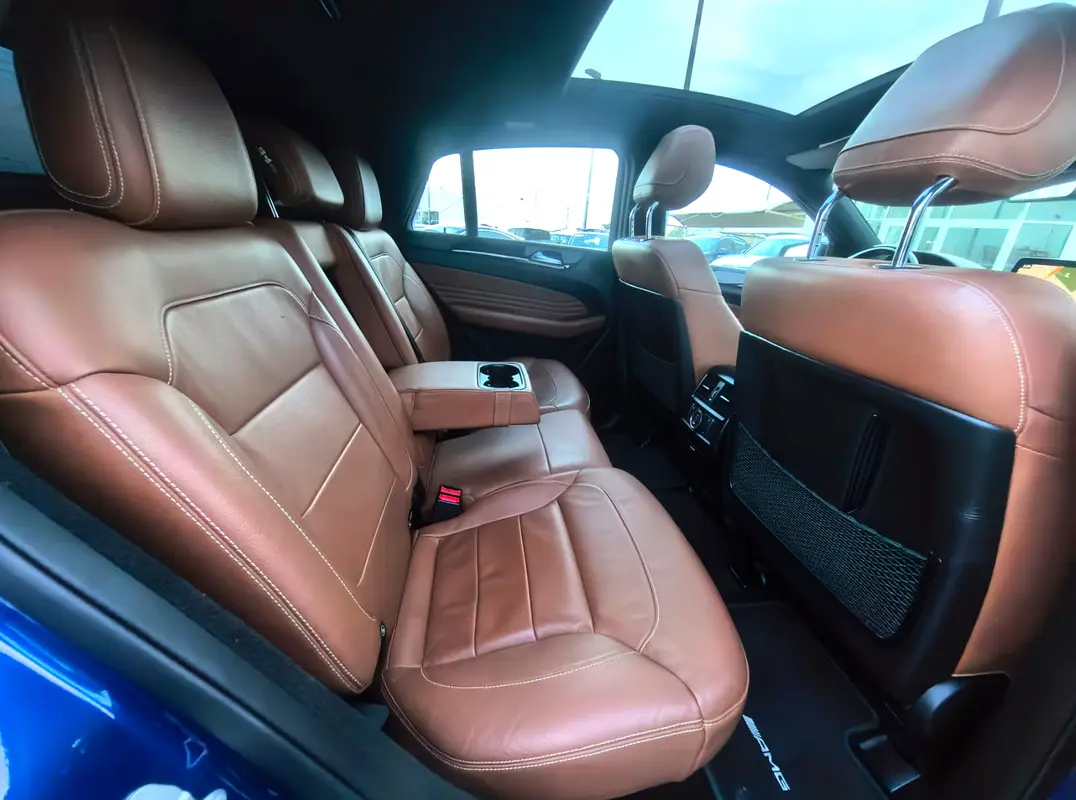 MERCEDES GLE-Class GLE 43 AMG 2018 - photo 12 - Import Émirats | International Cars