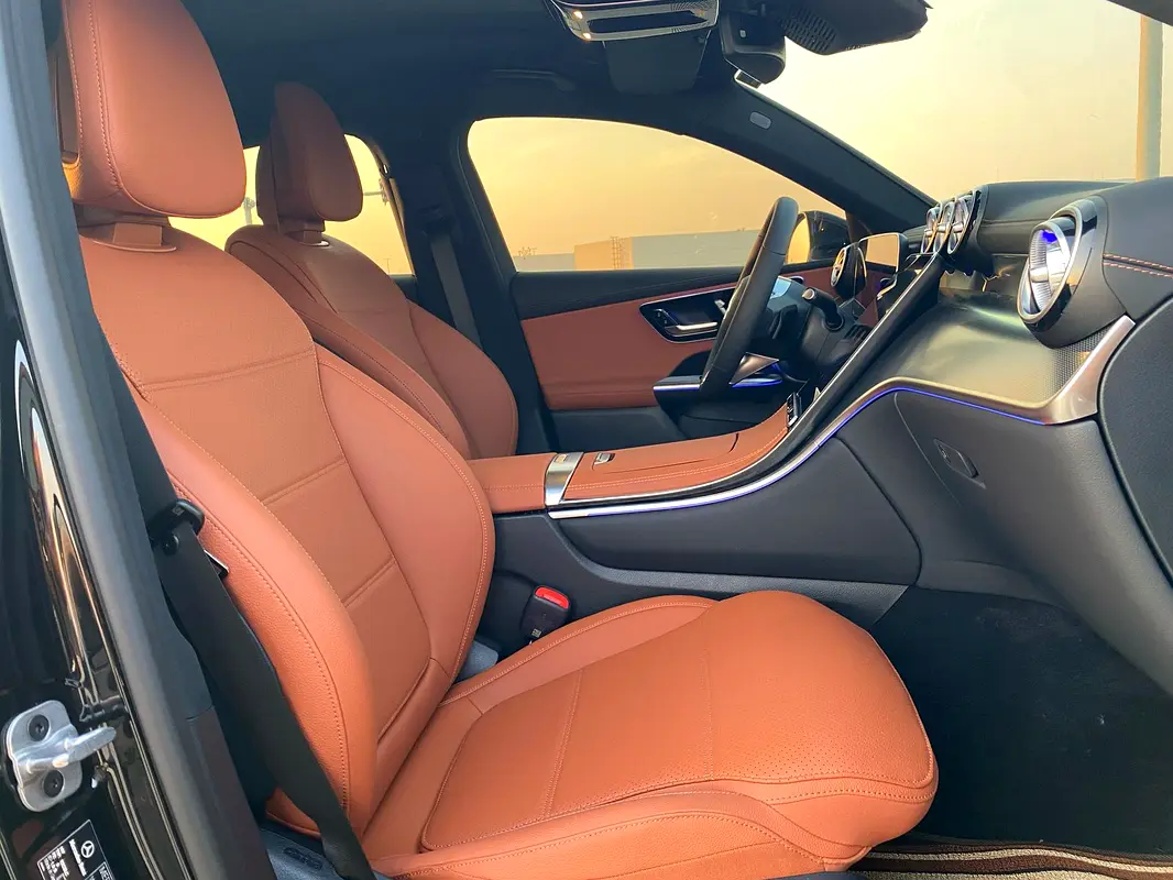 MERCEDES GLC Coupe GLC 300 2025 - photo 11 - Import Émirats | International Cars