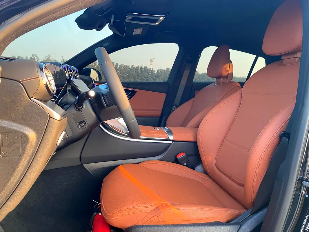 MERCEDES GLC Coupe GLC 300 2025 - photo 9 - Import Émirats | International Cars