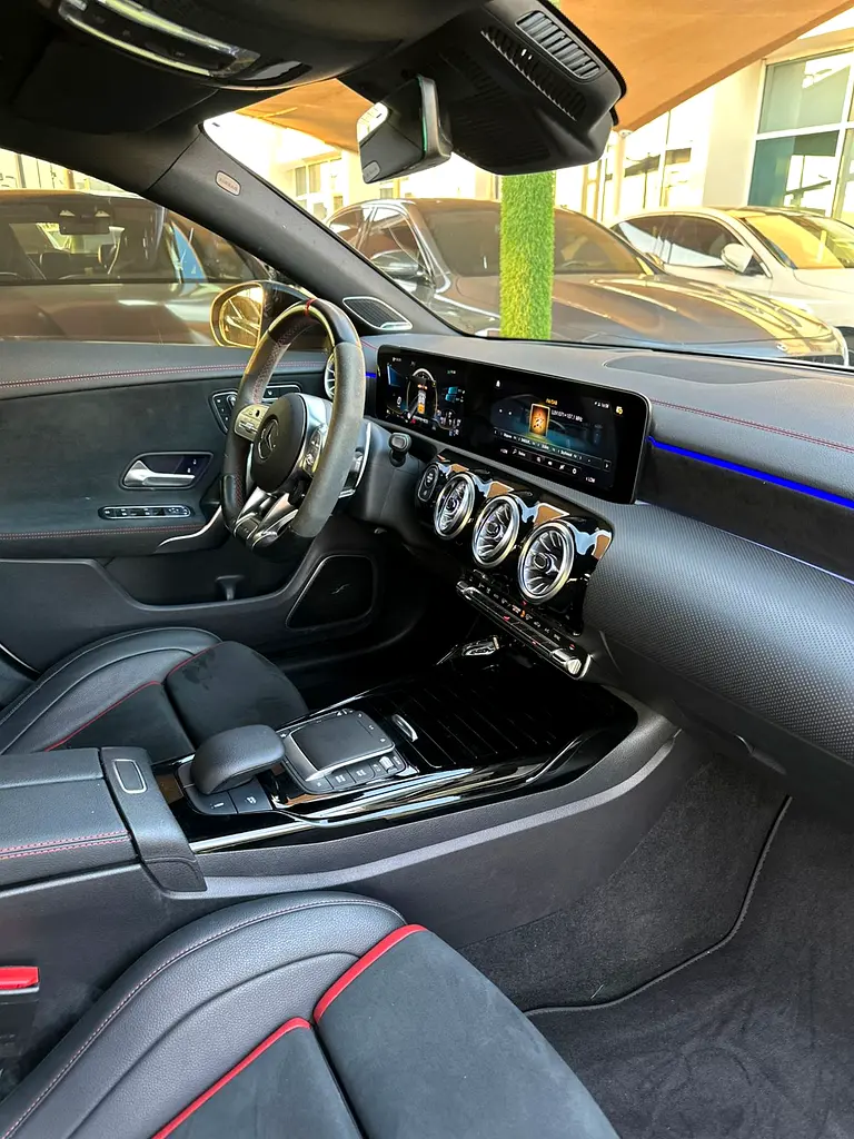 MERCEDES CLA-Class CLA 45 2022 - photo 12 - Import Émirats | International Cars