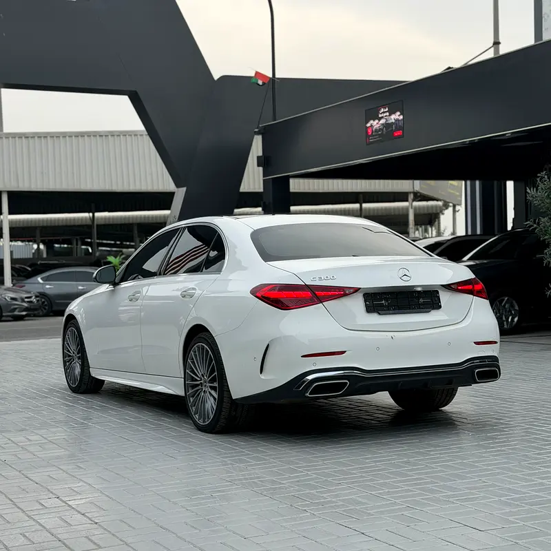MERCEDES C-Class C 300 AMG 2022 - photo 6 - Import Émirats | International Cars