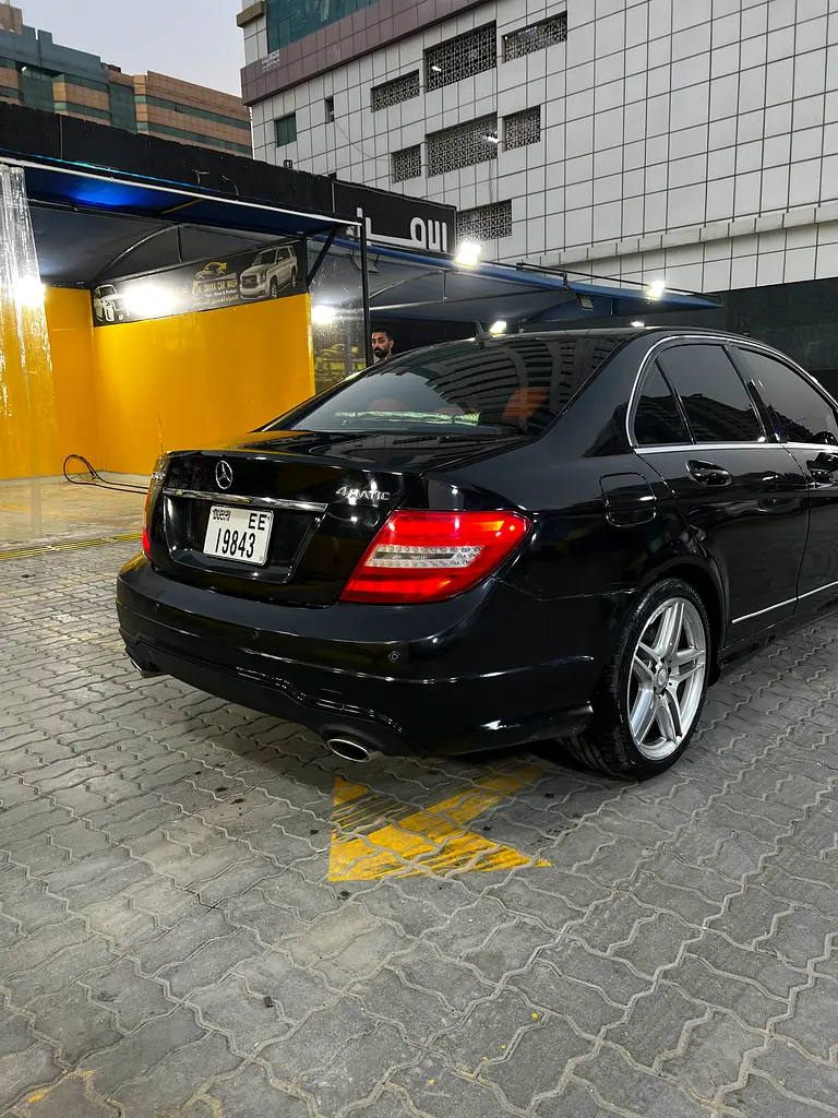 MERCEDES C-Class C300 4Matic 2013 - photo 6 - Import Émirats | International Cars