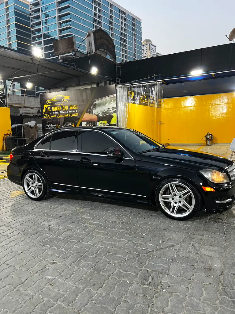 MERCEDES C-Class C300 4Matic 2013 - photo 9 - Import Émirats | International Cars
