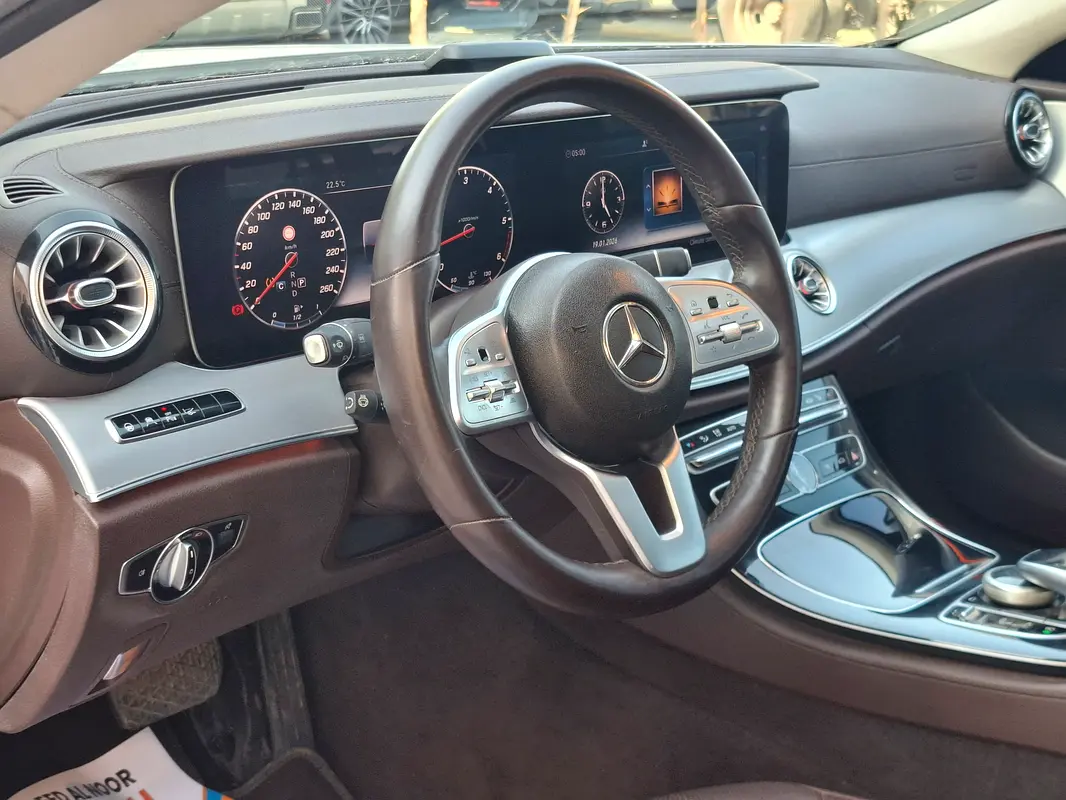 MERCEDES CLS-Class CLS 400 2019 - photo 11 - Import Émirats | International Cars