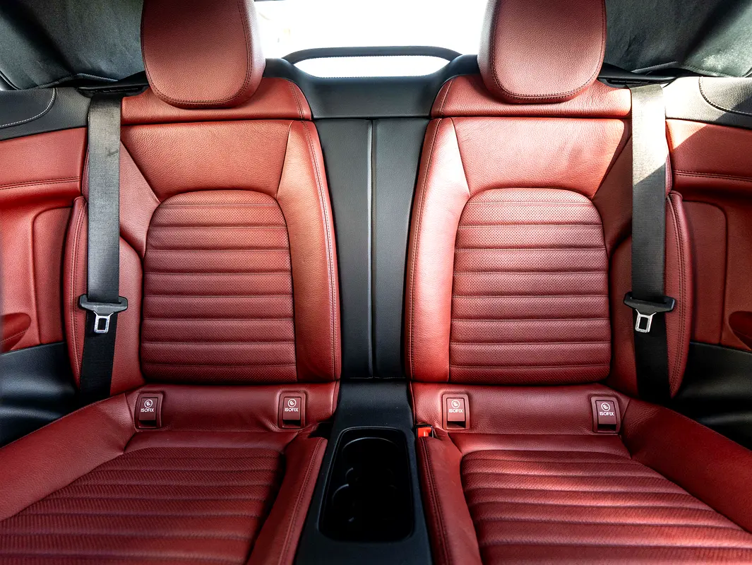 MERCEDES C-Class C200 2023 - photo 12 - Import Émirats | International Cars