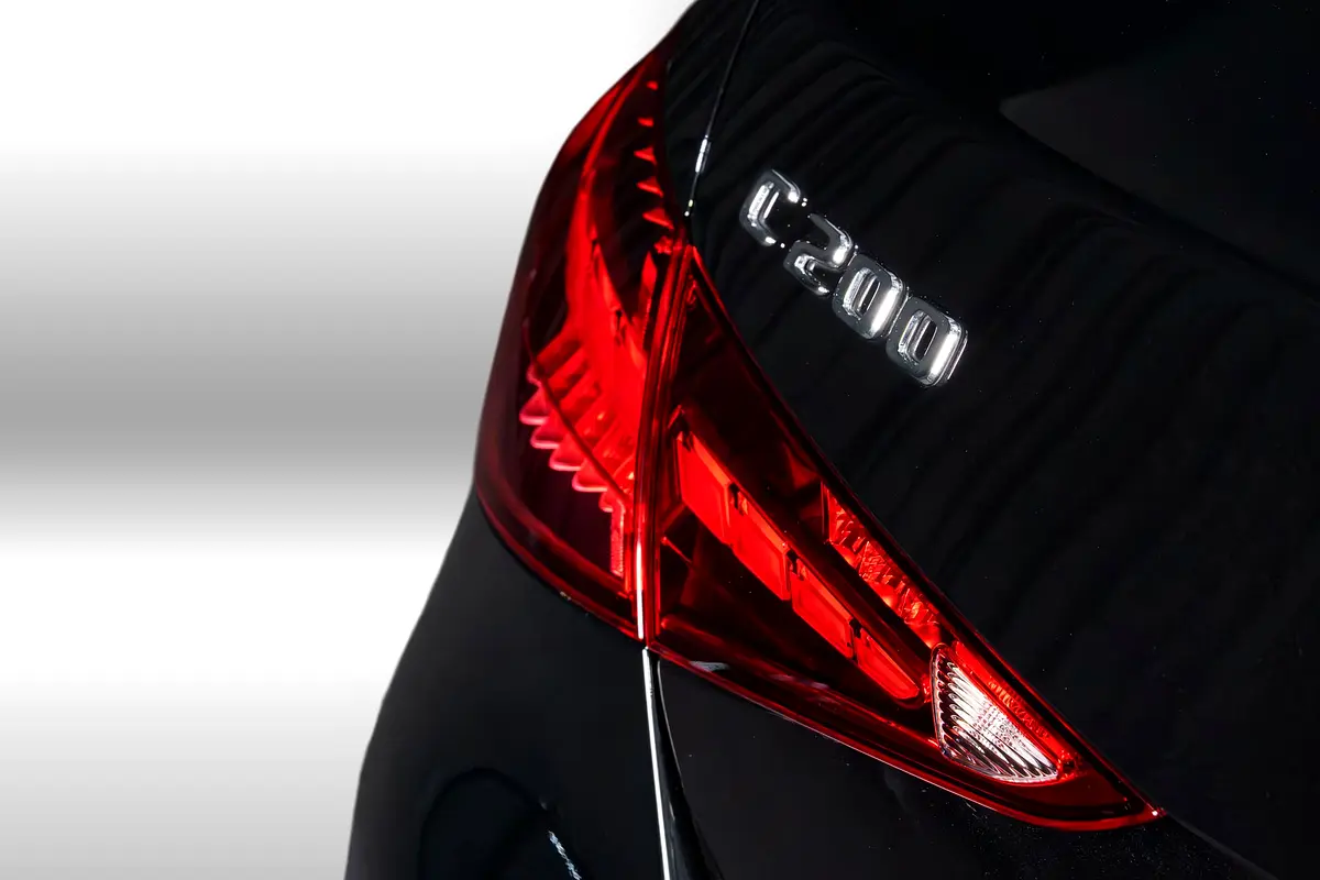 MERCEDES C-Class C200 2024 - photo 10 - Import Émirats | International Cars