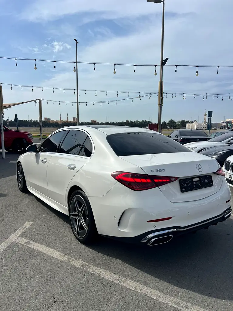 MERCEDES C-Class C200 2023 - photo 4 - Import Émirats | International Cars