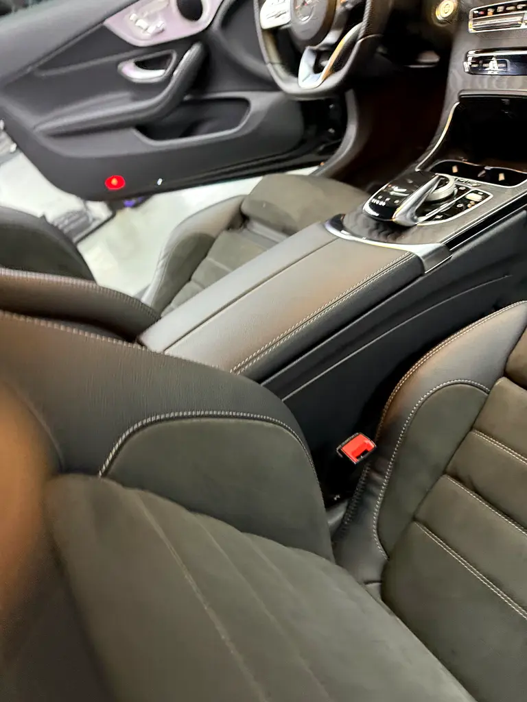 MERCEDES C-Class C200 Coupe 2021 - photo 7 - Import Émirats | International Cars