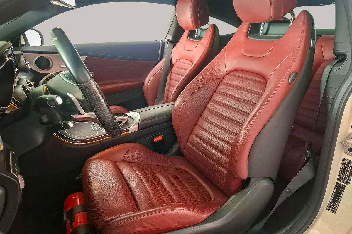 MERCEDES C-Class C200 Coupe 2017 - photo 11 - Import Émirats | International Cars