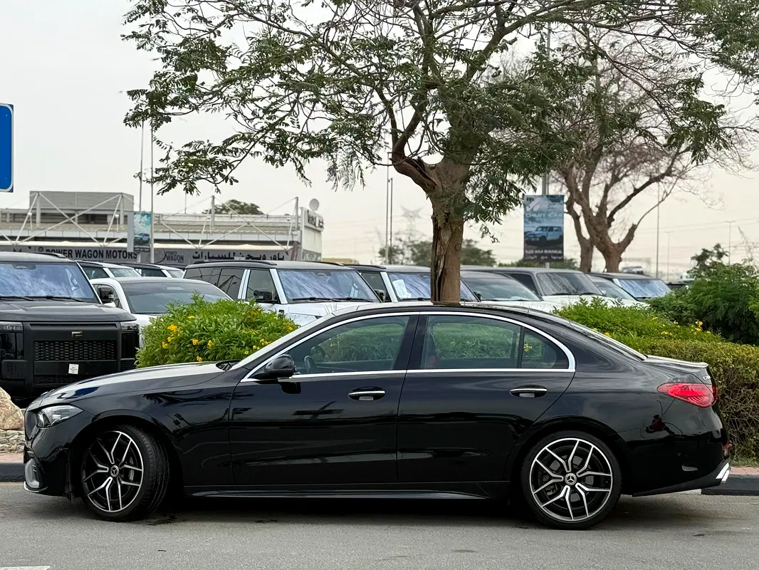 MERCEDES C-Class C200 2022 - photo 3 - Import Émirats | International Cars