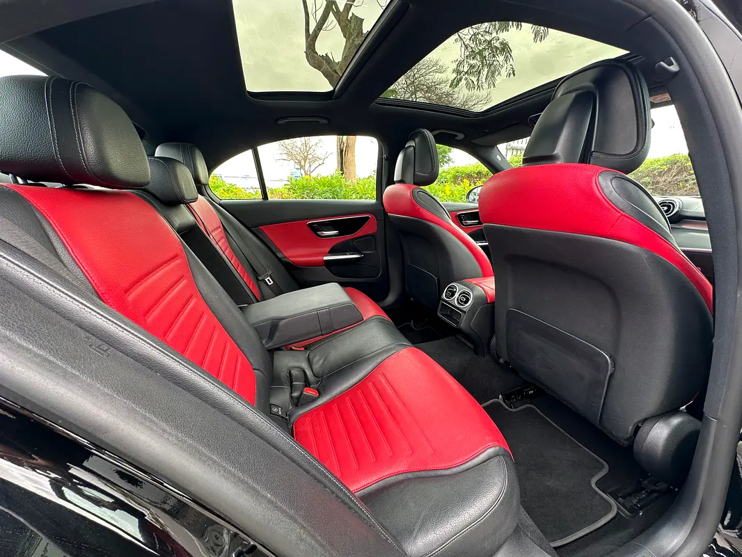 MERCEDES C-Class C200 2022 - photo 9 - Import Émirats | International Cars