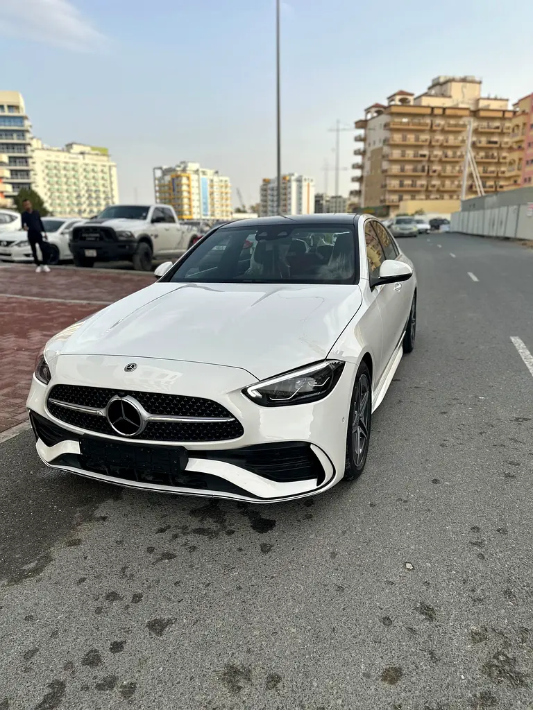 MERCEDES C-Class C200 2025 - photo 6 - Import Émirats | International Cars