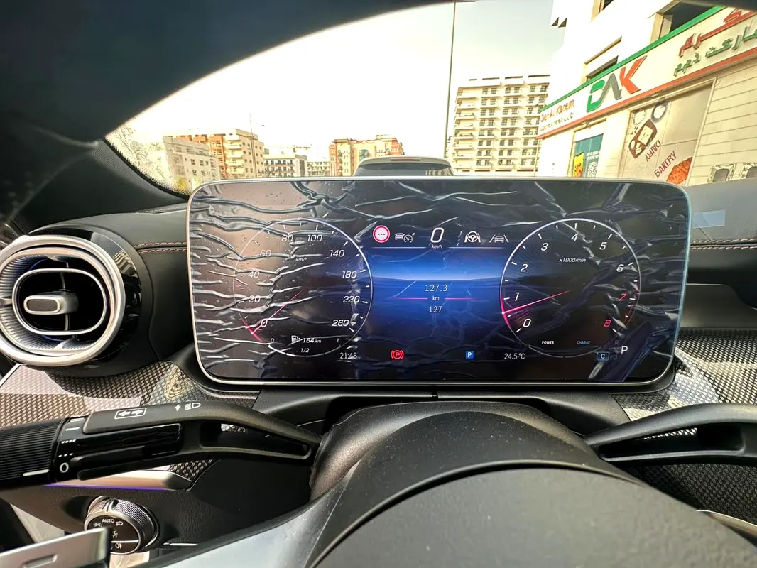 MERCEDES C-Class C200 2025 - photo 9 - Import Émirats | International Cars