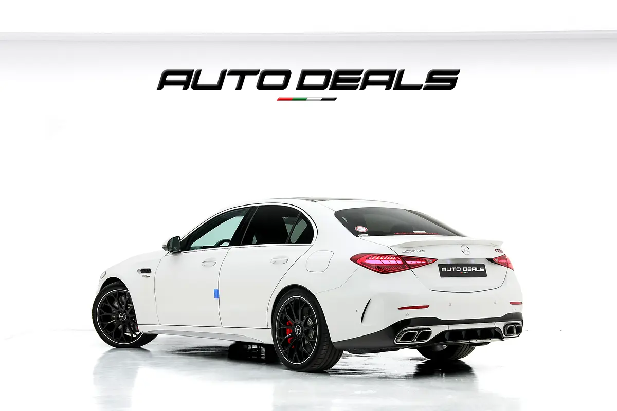 MERCEDES C-Class C63 S AMG E-Performance 2024 - photo 4 - Import Émirats | International Cars