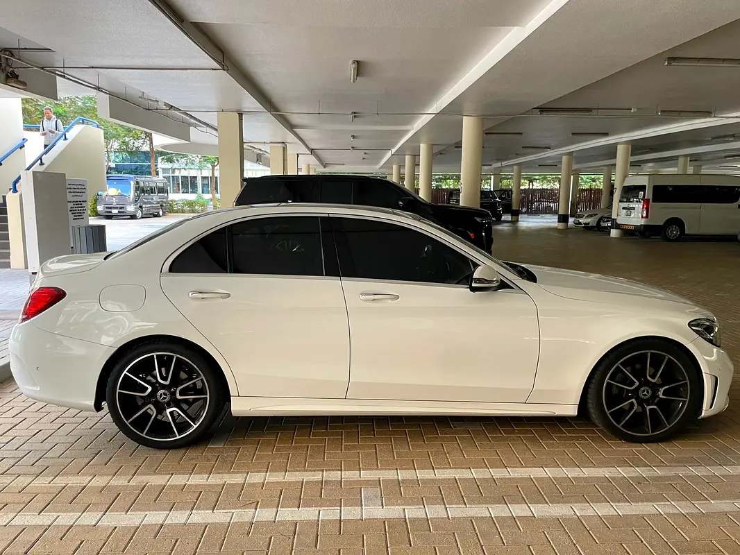 MERCEDES C-Class C200 2021 - photo 2 - Import Émirats | International Cars