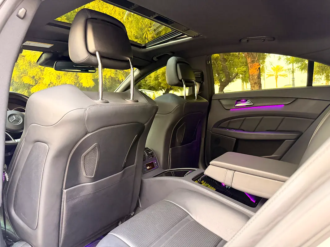 MERCEDES CLS-Class CLS 63 AMG 2016 - photo 8 - Import Émirats | International Cars