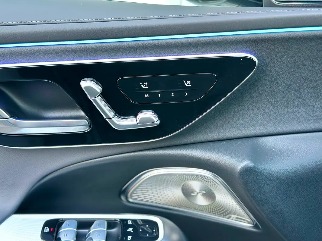 MERCEDES E-Class E 300 4matic 2026 - photo 12 - Import Émirats | International Cars