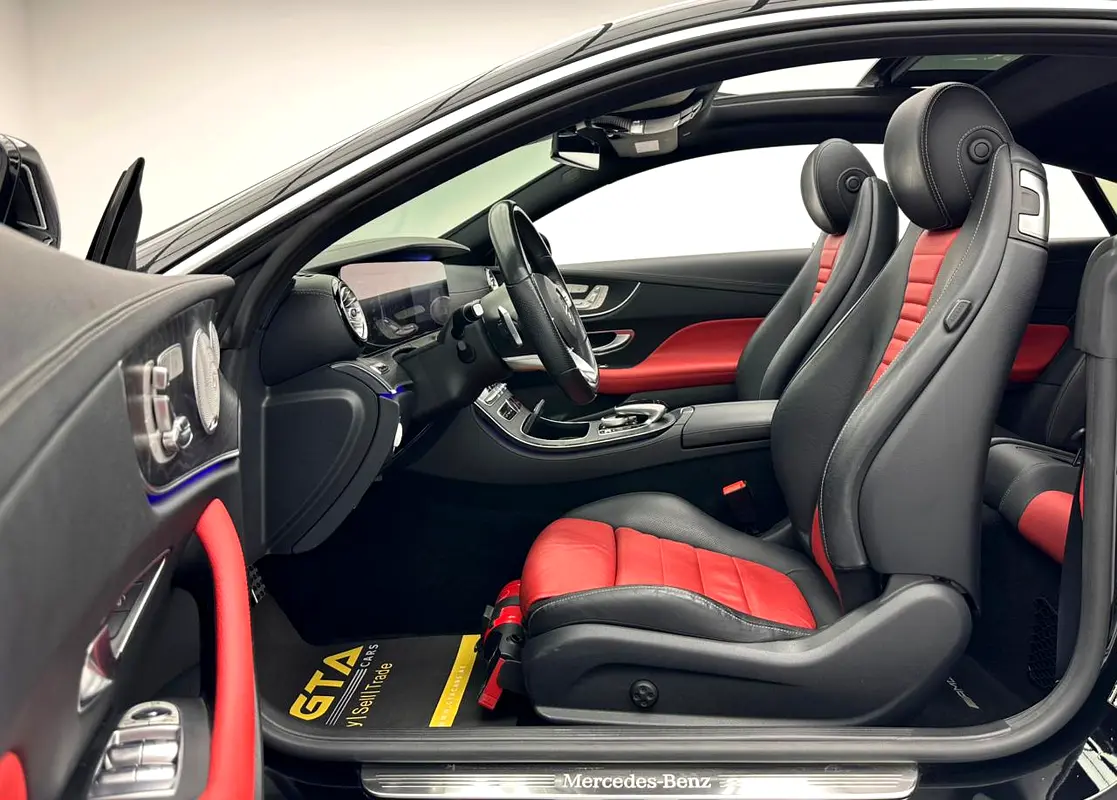 MERCEDES E-Class E 300 2019 - photo 12 - Import Émirats | International Cars