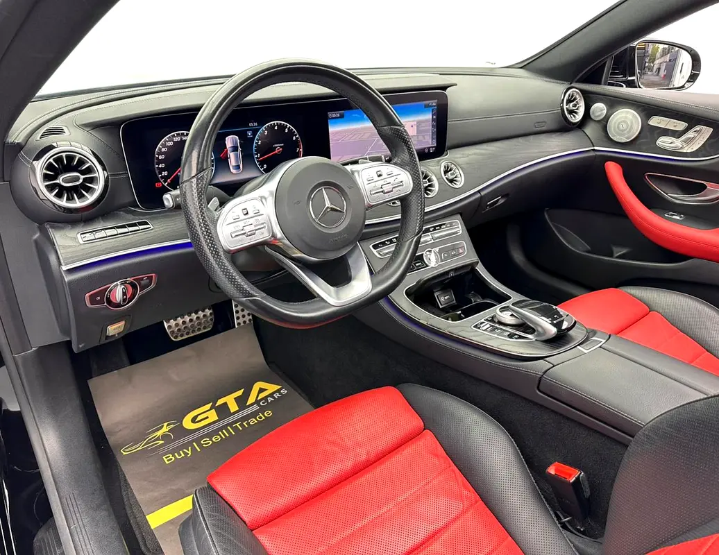 MERCEDES E-Class E 300 2019 - photo 8 - Import Émirats | International Cars