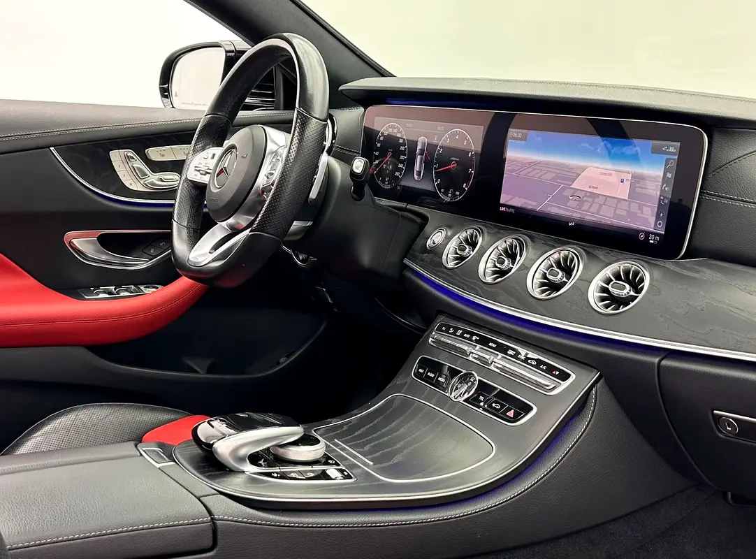 MERCEDES E-Class E 300 2019 - photo 9 - Import Émirats | International Cars