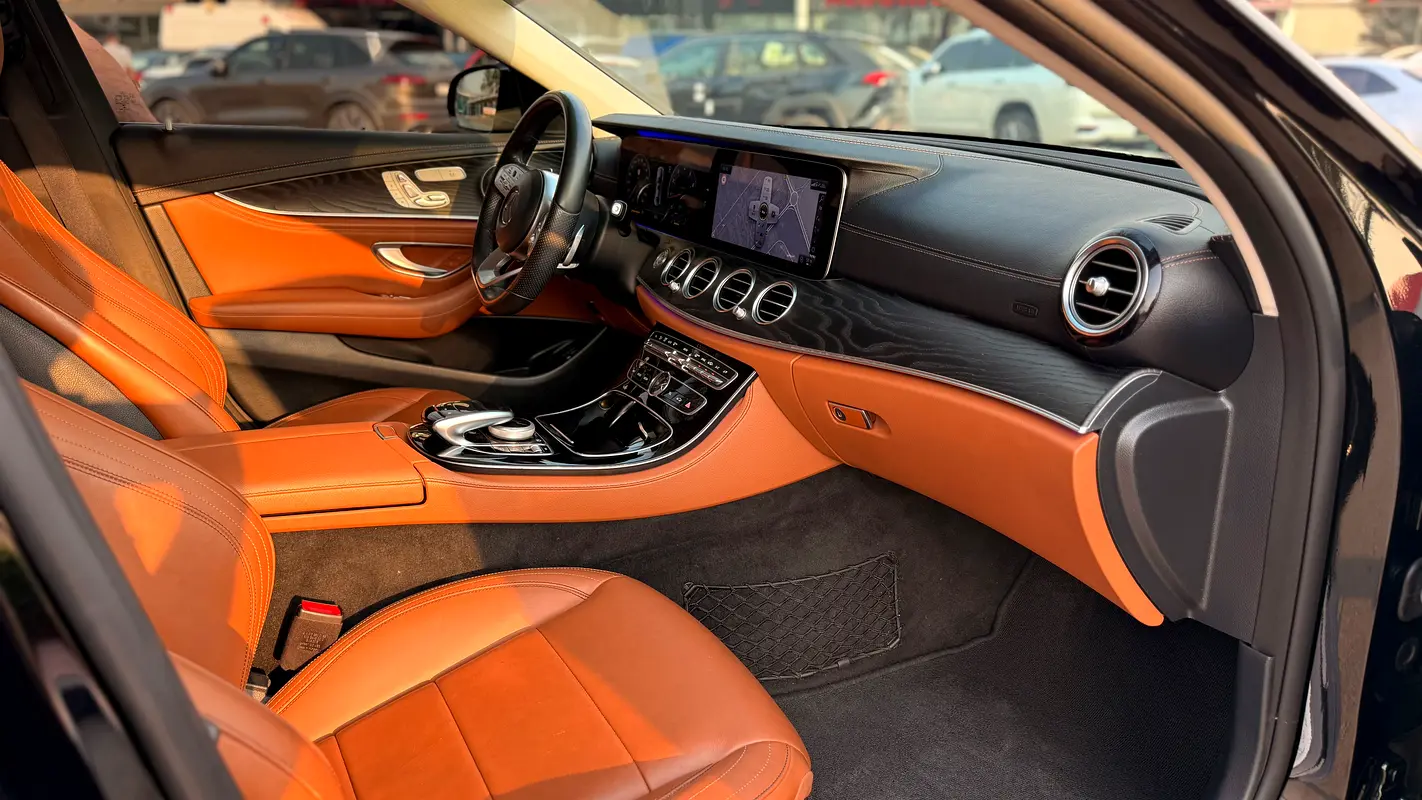 MERCEDES E-Class E 350 2019 - photo 11 - Import Émirats | International Cars