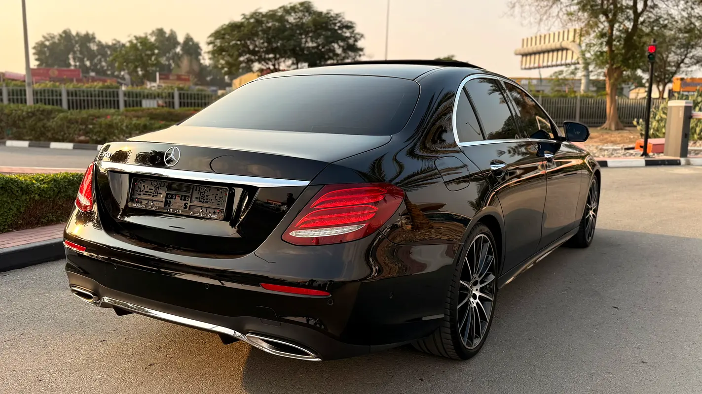 MERCEDES E-Class E 350 2019 - photo 6 - Import Émirats | International Cars