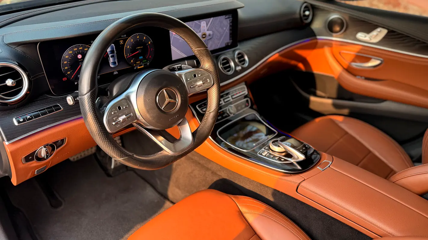 MERCEDES E-Class E 350 2019 - photo 8 - Import Émirats | International Cars