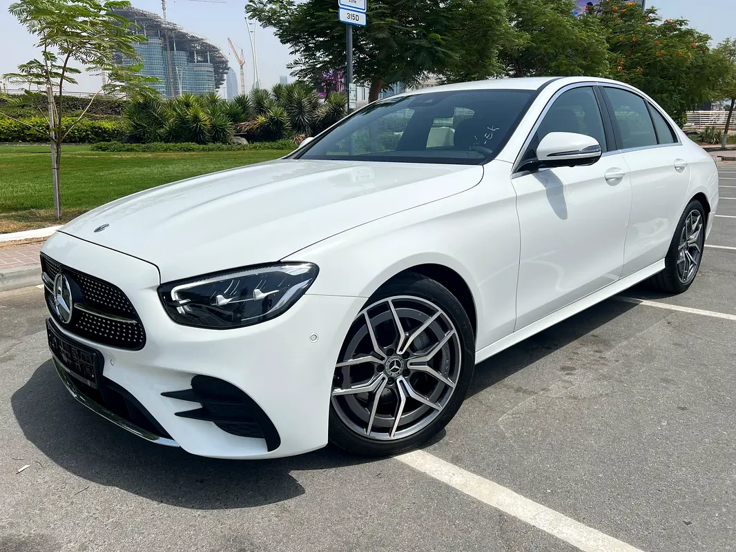 MERCEDES E-Classe E 200 2023
