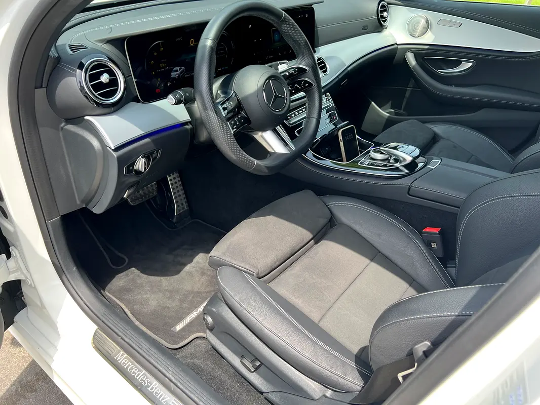 MERCEDES E-Class E 200 2023 - photo 10 - Import Émirats | International Cars