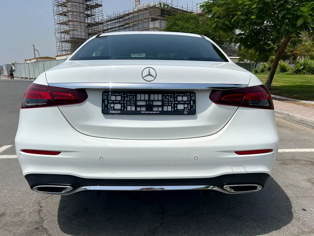 MERCEDES E-Class E 200 2023 - photo 5 - Import Émirats | International Cars