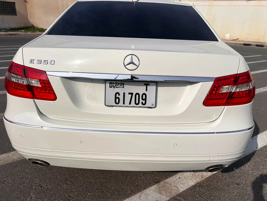 MERCEDES E-Class E 350 2010 - photo 5 - Import Émirats | International Cars