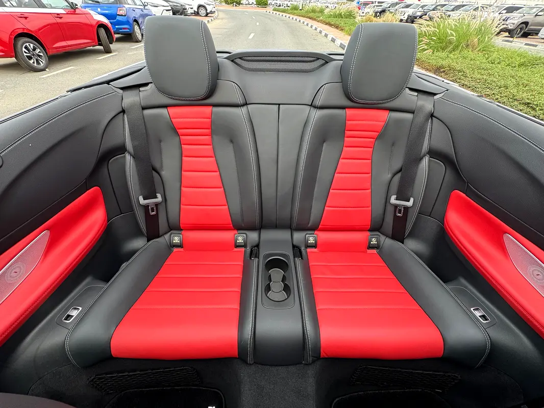 MERCEDES E-Class E 400 2018 - photo 11 - Import Émirats | International Cars