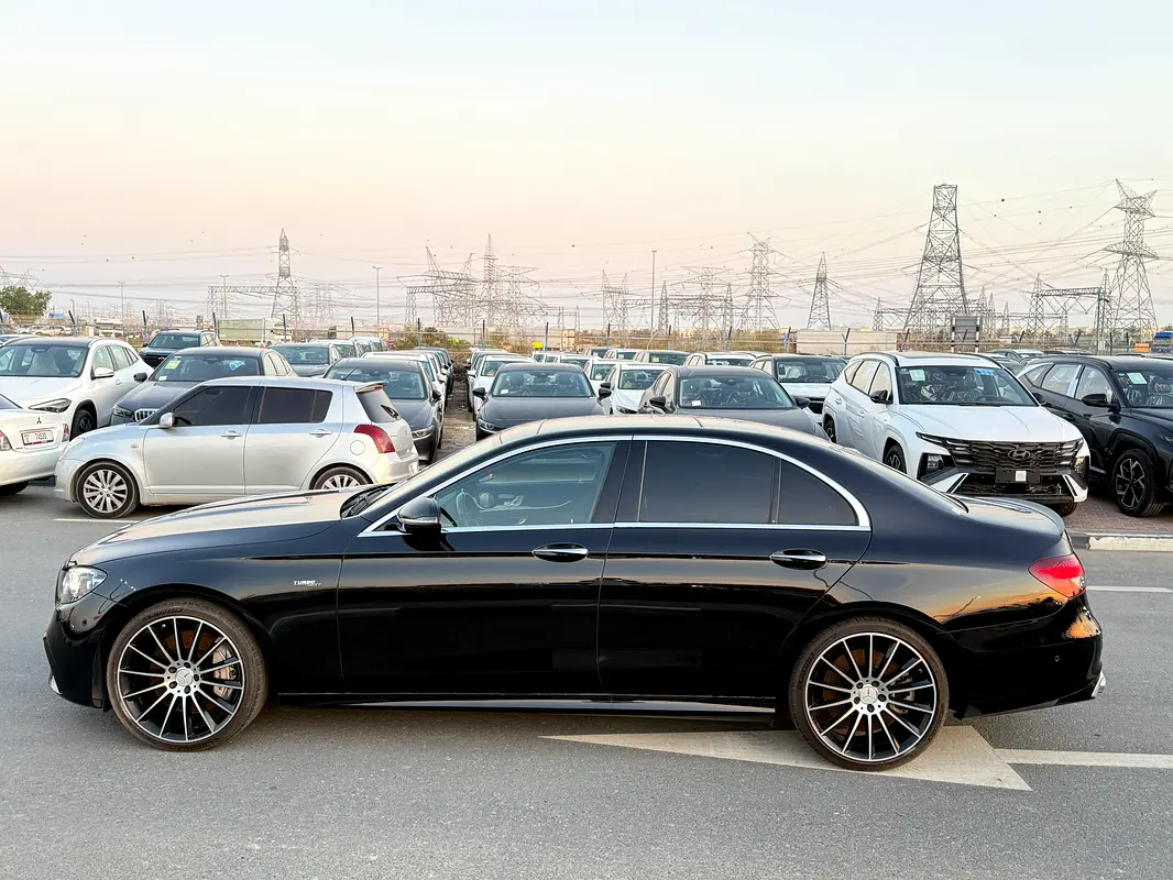 MERCEDES E-Class E 53 AMG 2021 - photo 10 - Import Émirats | International Cars