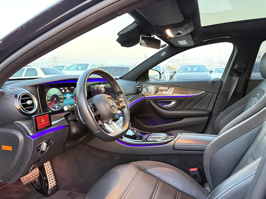 MERCEDES E-Class E 53 AMG 2021 - photo 12 - Import Émirats | International Cars