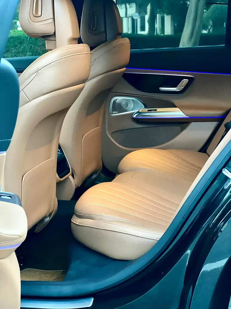 MERCEDES E-Class E 200 Exclusive 2025 - photo 10 - Import Émirats | International Cars