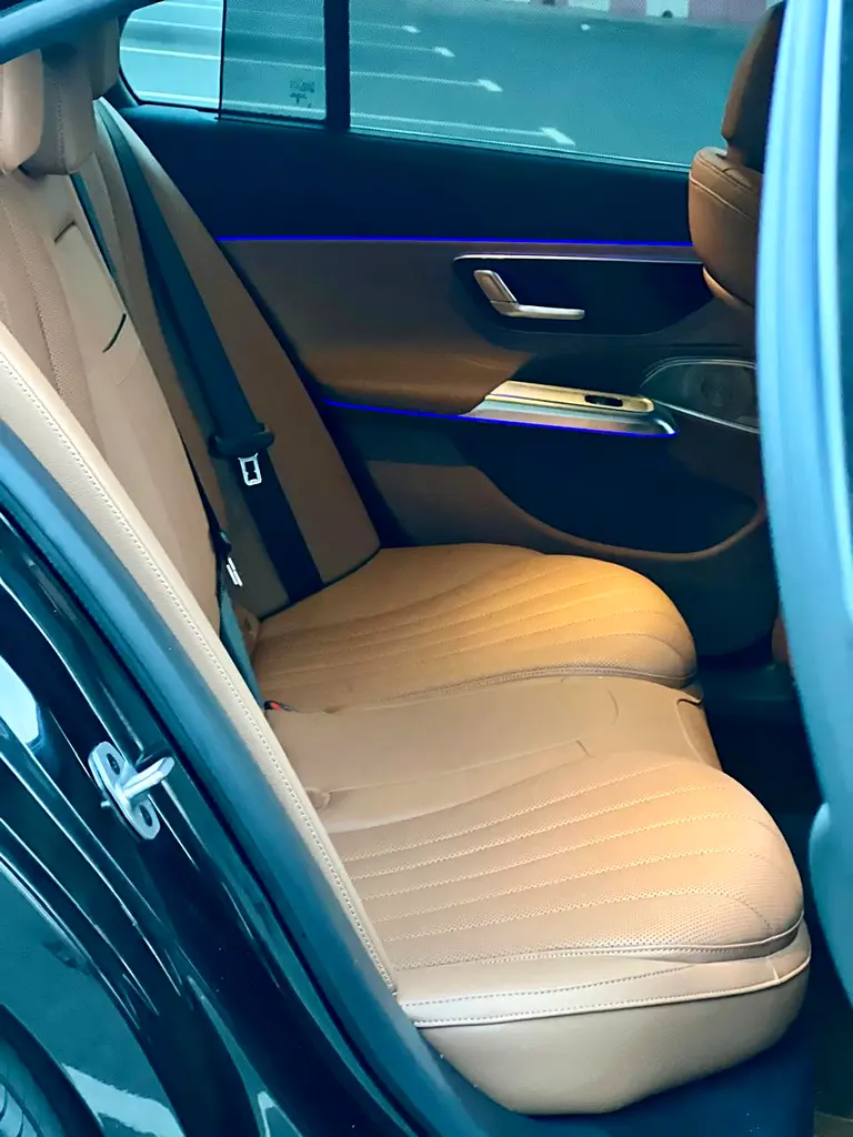 MERCEDES E-Class E 200 Exclusive 2025 - photo 12 - Import Émirats | International Cars