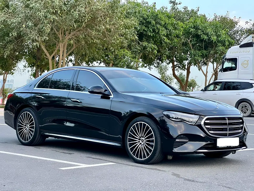 MERCEDES E-Class E 200 Exclusive 2025 - photo 3 - Import Émirats | International Cars
