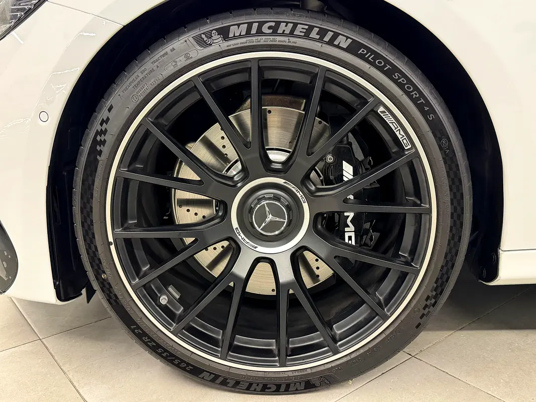 MERCEDES E-Class E 53 AMG 2026 - photo 12 - Import Émirats | International Cars