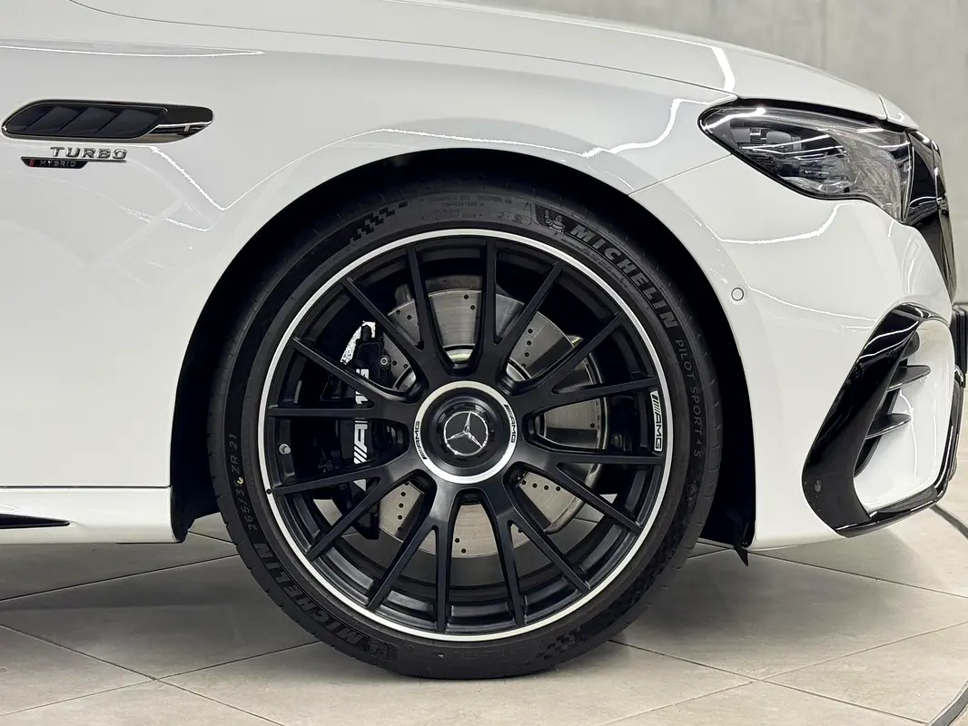 MERCEDES E-Class E 53 AMG 2026 - photo 5 - Import Émirats | International Cars