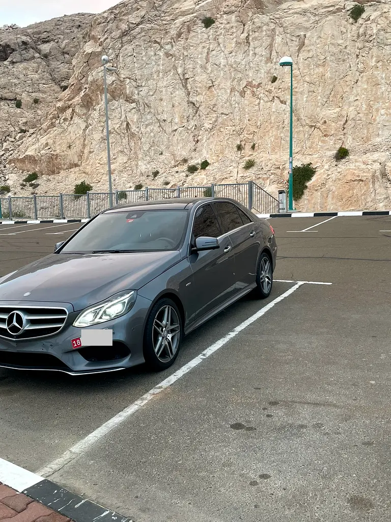 MERCEDES E-Classe E 300 2016