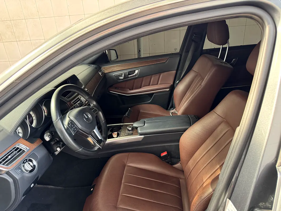 MERCEDES E-Class E 300 2016 - photo 6 - Import Émirats | International Cars