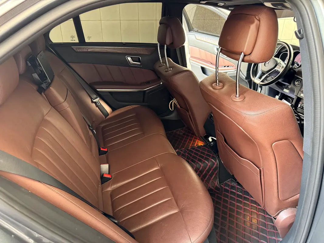 MERCEDES E-Class E 300 2016 - photo 9 - Import Émirats | International Cars